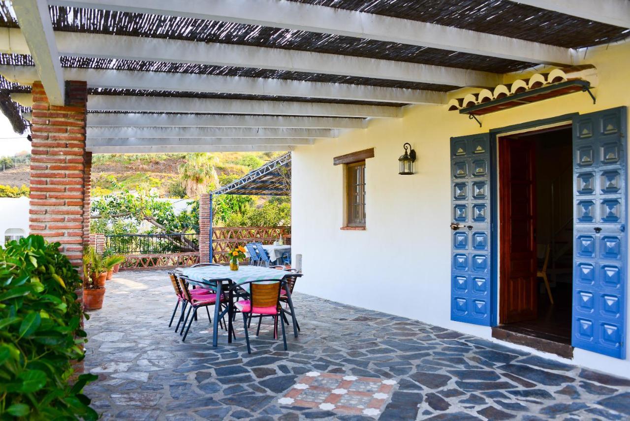 Casa Entre Nerja Y Frigiliana Villa Bagian luar foto