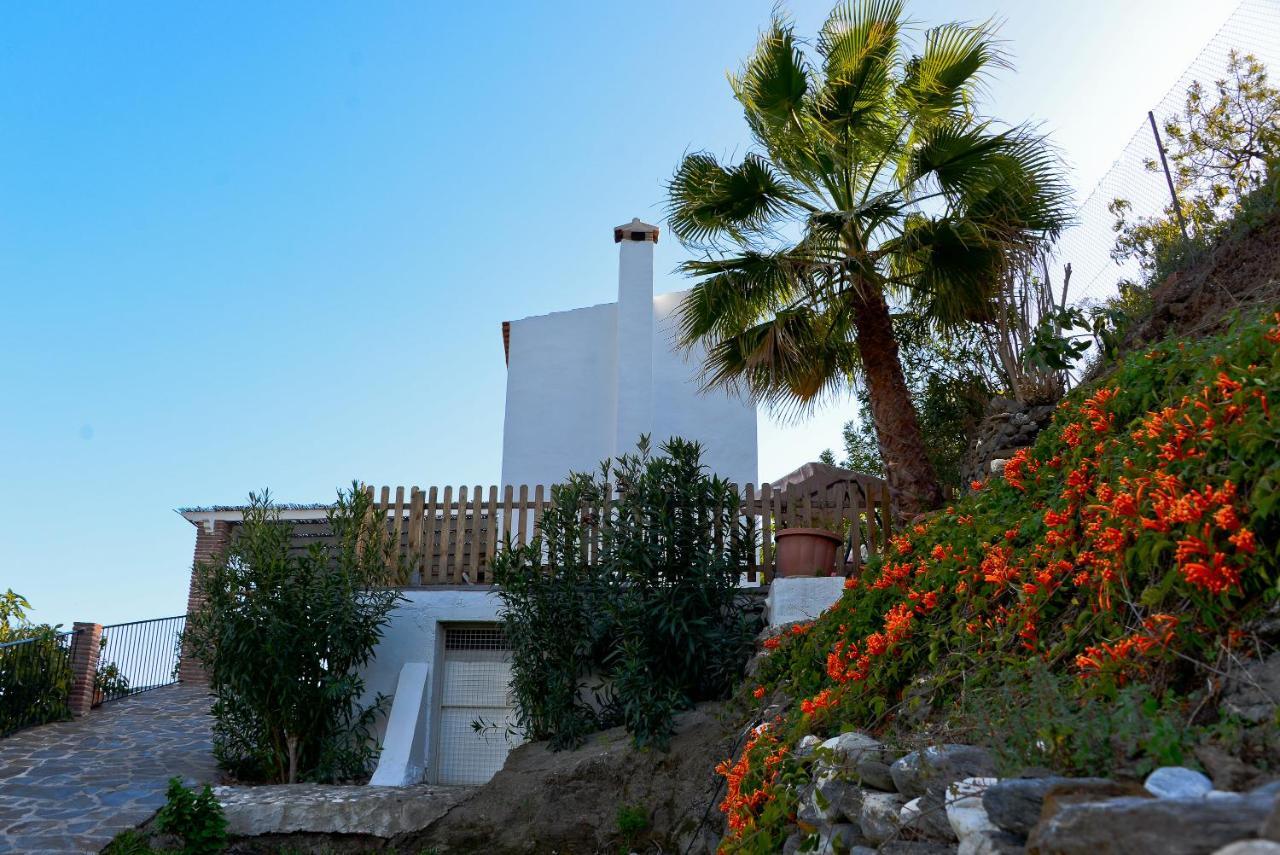 Casa Entre Nerja Y Frigiliana Villa Bagian luar foto