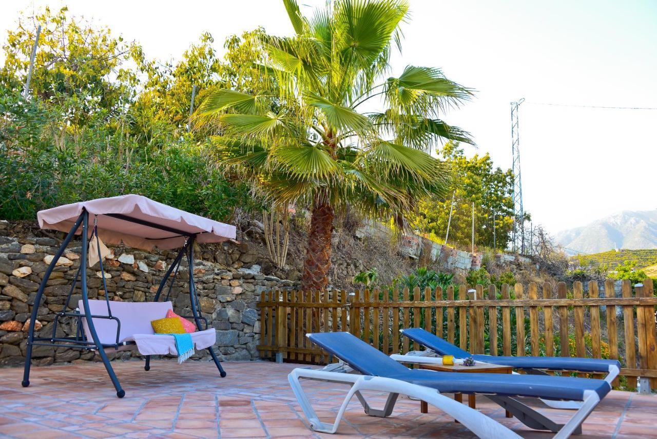 Casa Entre Nerja Y Frigiliana Villa Bagian luar foto